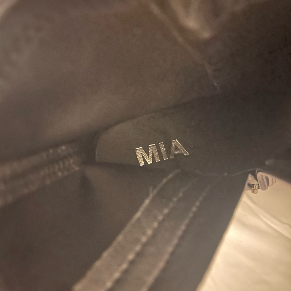 MIA Sleek Black Ankle Booties - Picture 8 of 10